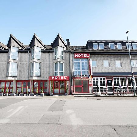 Hotel Zum Eisenhammer أوبيرهاوزين المظهر الخارجي الصورة