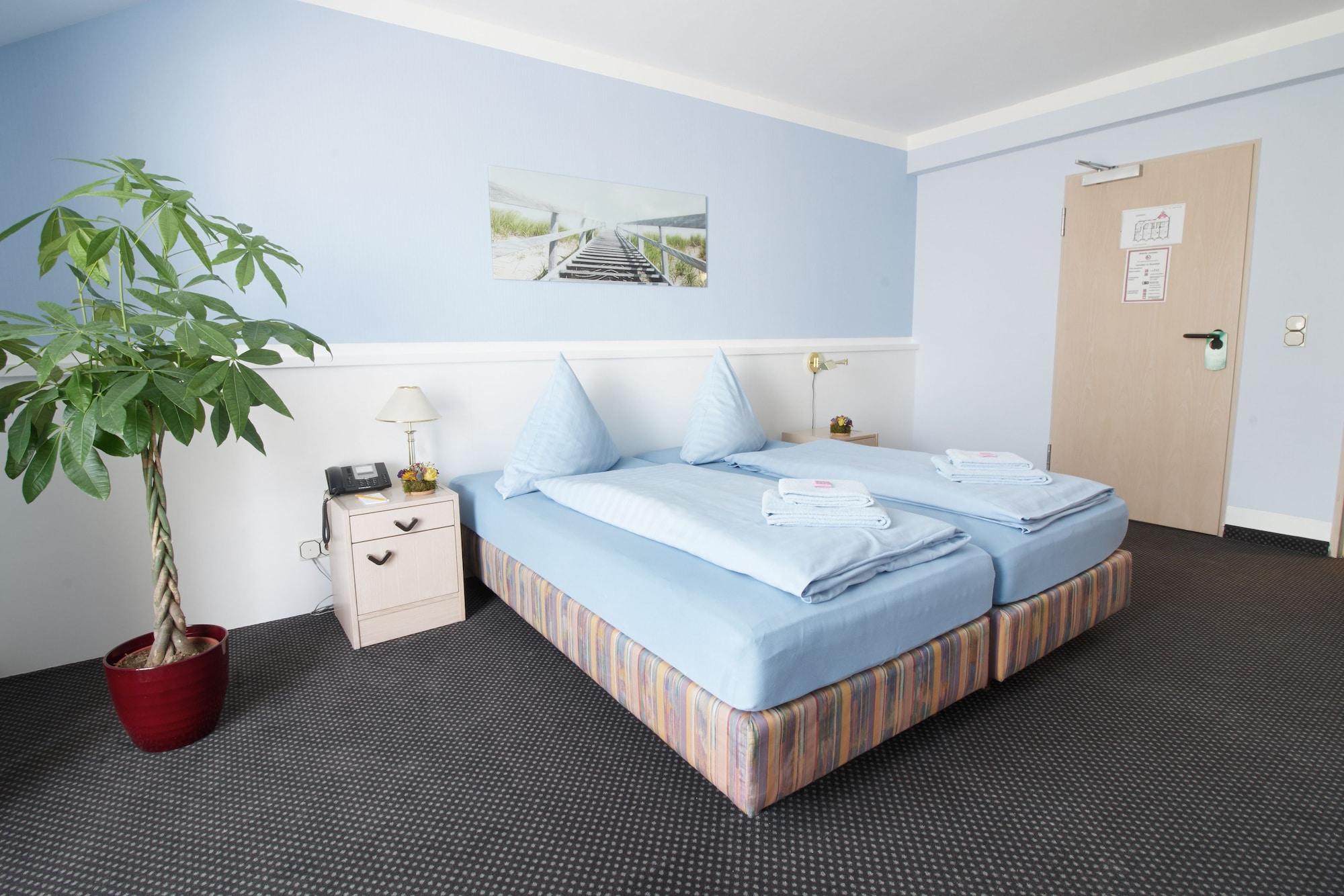 Hotel Zum Eisenhammer أوبيرهاوزين المظهر الخارجي الصورة